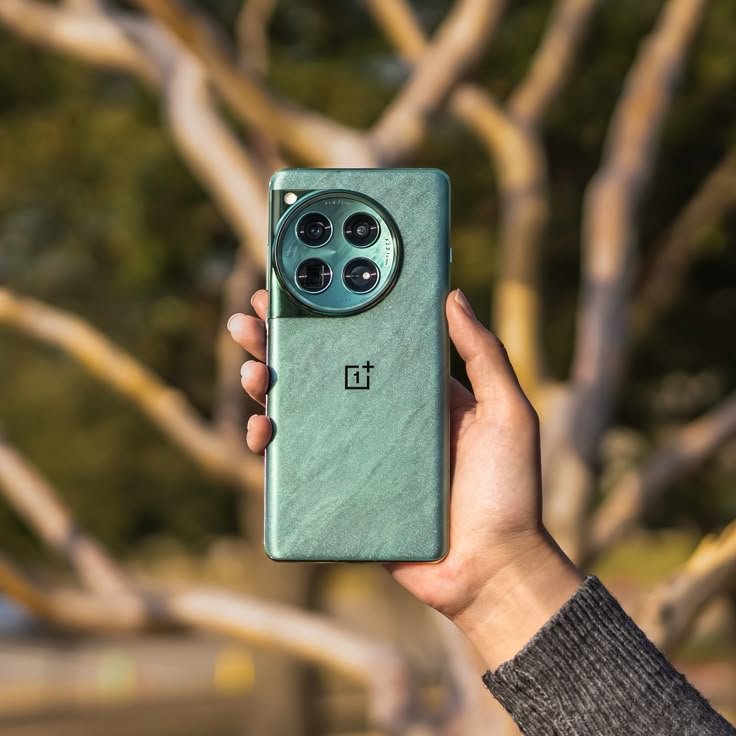 OnePlus का धांसू 5G स्मार्टफोन लॉन्च: 12GB RAM, 256GB स्टोरेज OnePlus Nord 2t